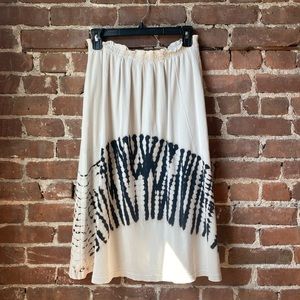 Raquel Allegra hand dyed ecru/blk jersey skirt. Size 0 (xsmall). Below knee.